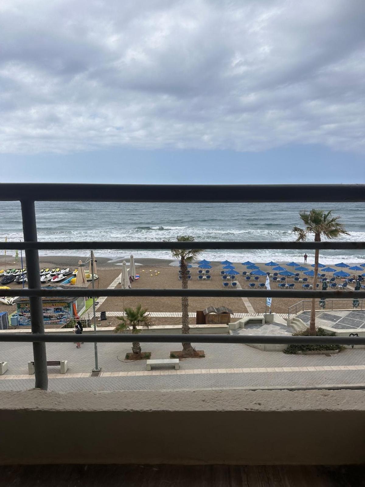 Akasha Waves Lägenhet Rethymno Exteriör bild