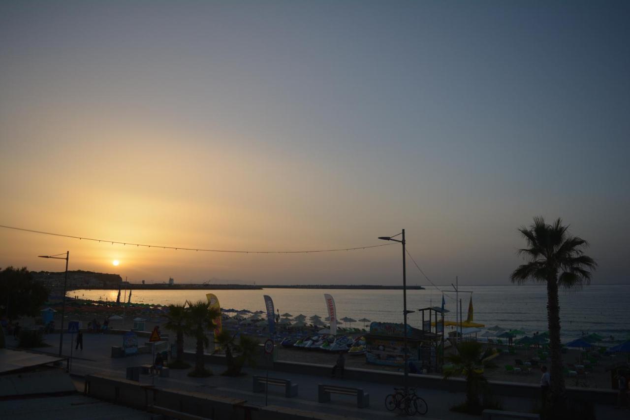 Akasha Waves Lägenhet Rethymno Exteriör bild